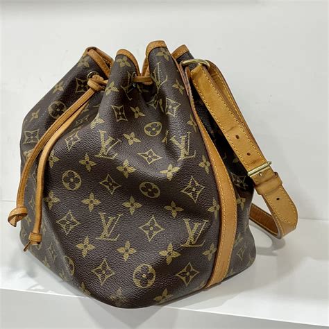 borsa secchiello louis vuitton prezzo|Borse Noé LOUIS VUITTON da Donna .